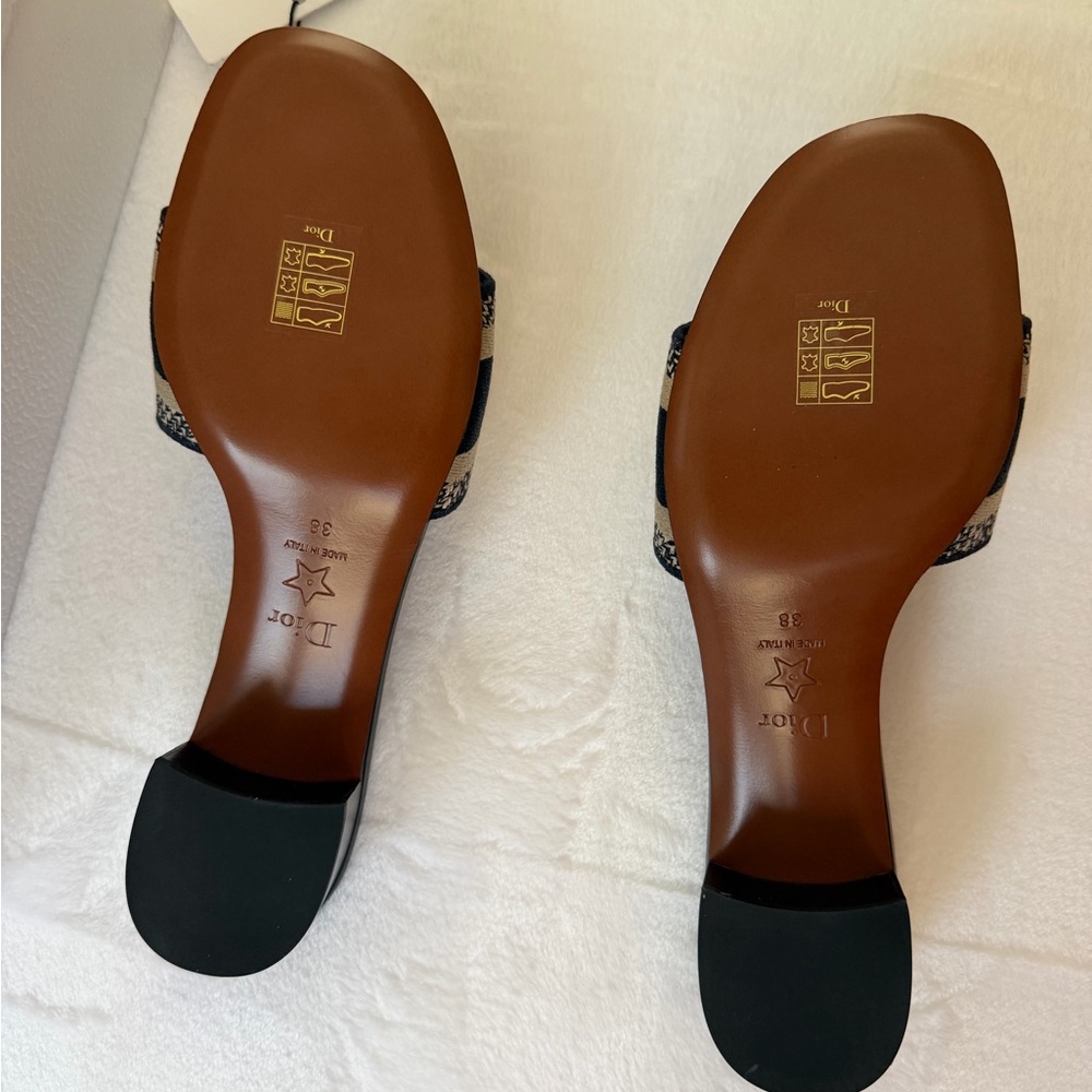 Christian Dior Logo Mule Sandals - Picture 4 of 5